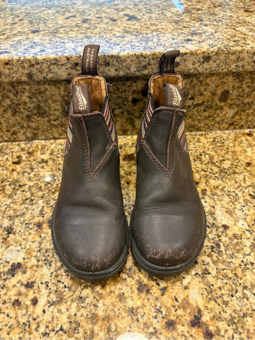 Blundstone Brown Leather Kids Chelsea Boots size AU 10/US 11 Boys Girls
